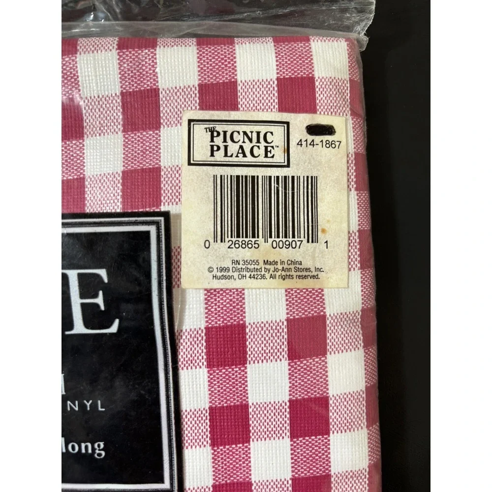 Vintage Elrene Raspberry Gingham Check Vinyl Tablecloth‎ 52x70 Oblong NOS 1999
